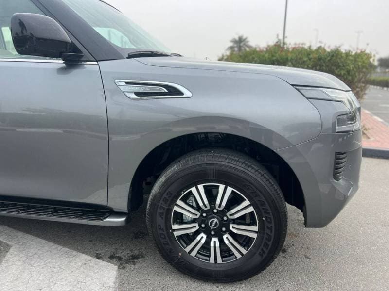 2024 Nissan Patrol XE thumbnail 3