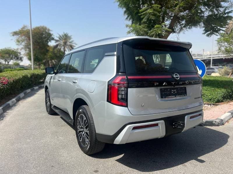 2026 Nissan Patrol LE TITANIUM thumbnail 3