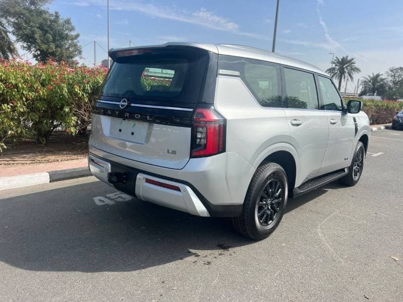 2026 Nissan Patrol LE T2 thumbnail 3