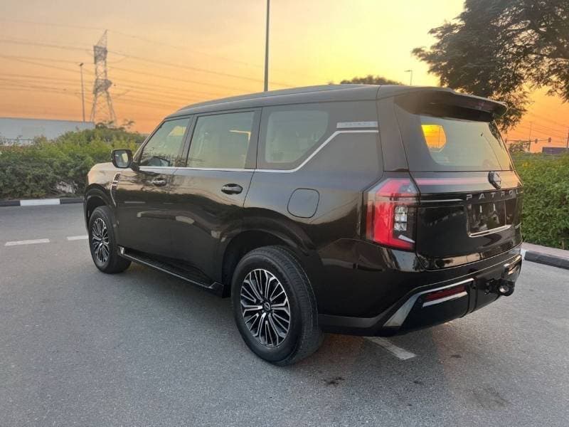 2026 Nissan Patrol SE PLATINUM CITY thumbnail 4
