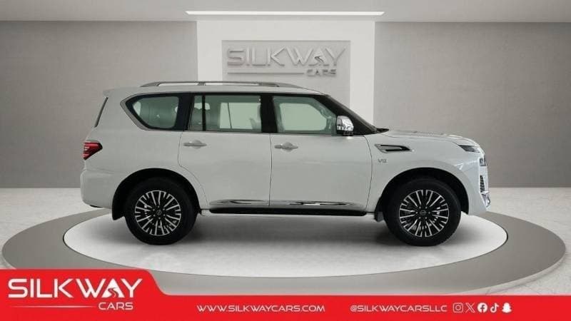 2024 Nissan Patrol LE PLATINUM CITY thumbnail 4