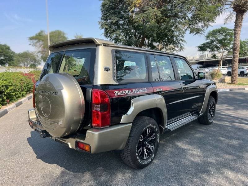 2024 Nissan Patrol SUPER SAFARI thumbnail 5