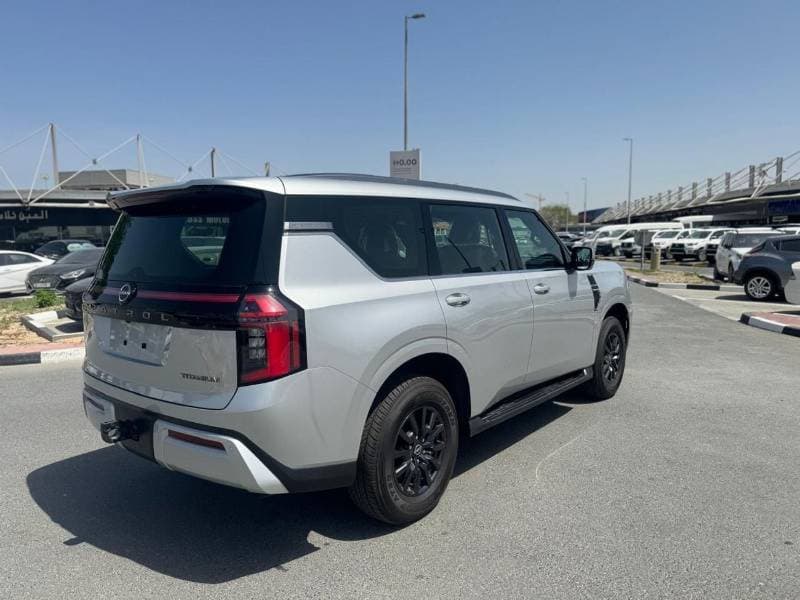 2026 Nissan Patrol SE TITANIUM thumbnail 4
