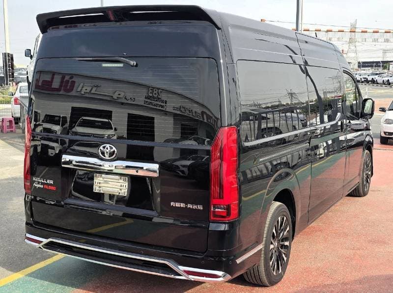 2025 Toyota Hiace GL thumbnail 8