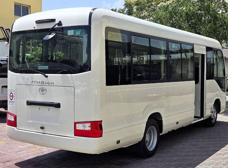 2026 Toyota Coaster thumbnail 8
