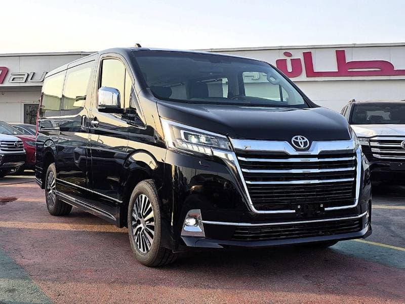 2025 Toyota Granvia Premium 2.8l thumbnail 3