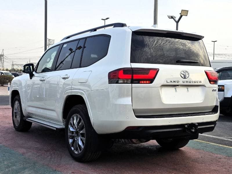 2026 Toyota Land Cruiser GXR thumbnail 6
