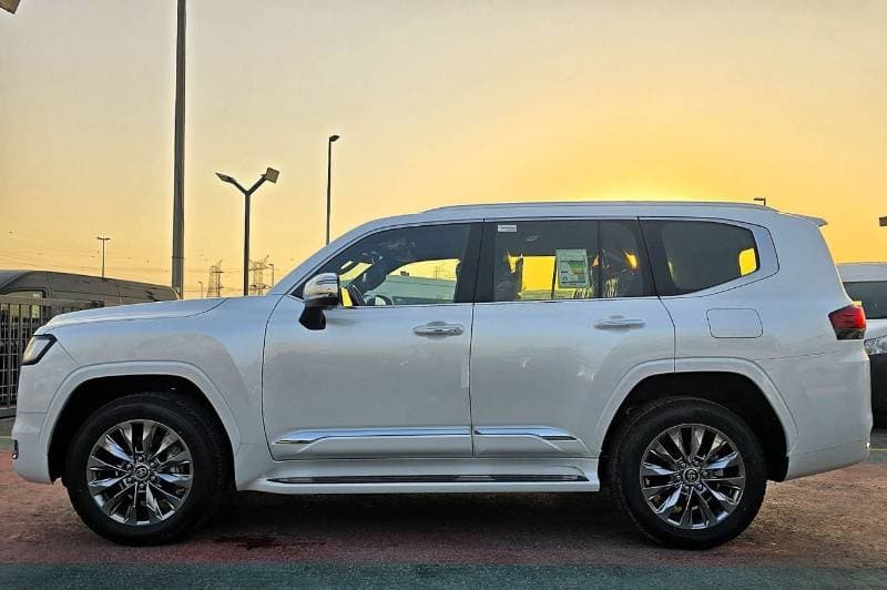 2026 Toyota Land Cruiser VXR thumbnail 5