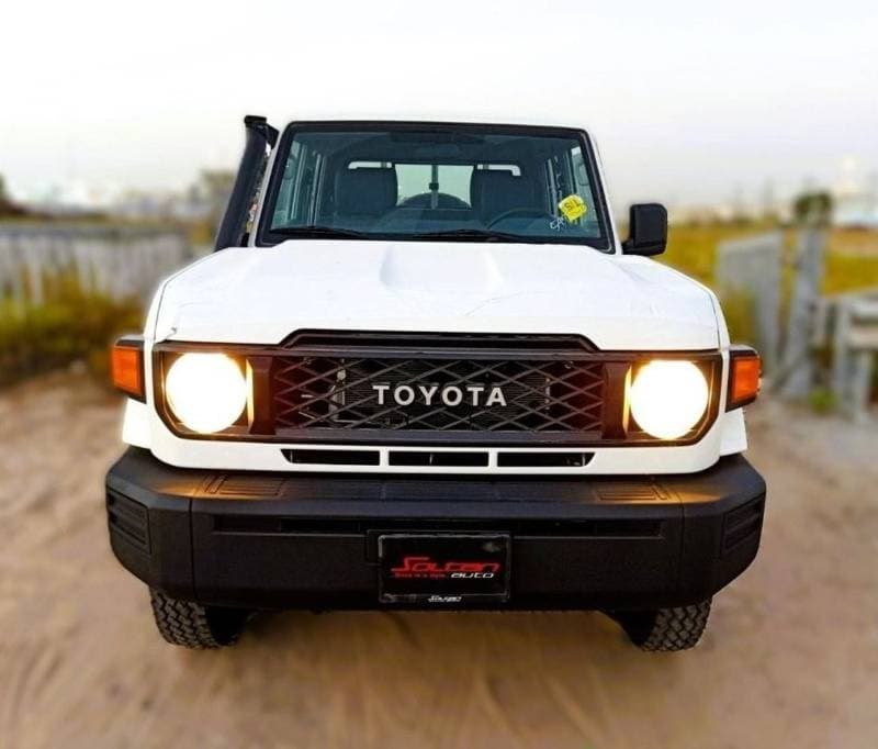 2026 Toyota Land Cruiser Pick Up 4.2l Double Cabine thumbnail 2