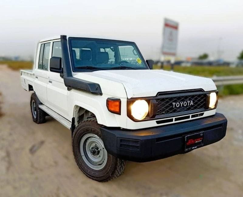 2026 Toyota Land Cruiser Pick Up 4.2l Double Cabine thumbnail 3