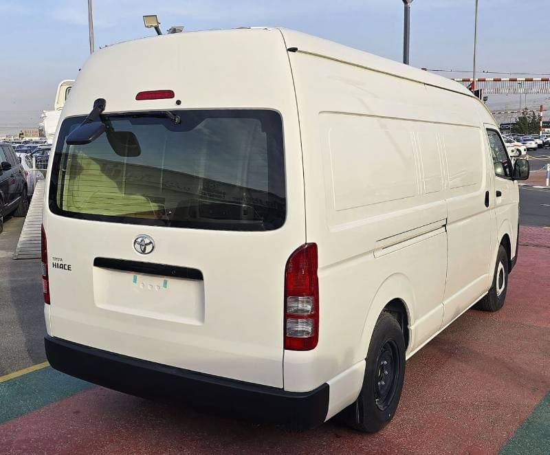 2025 Toyota Hiace GLS thumbnail 8