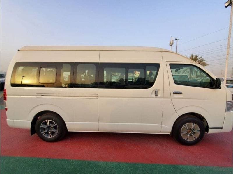 2026 Toyota Hiace GL thumbnail 3