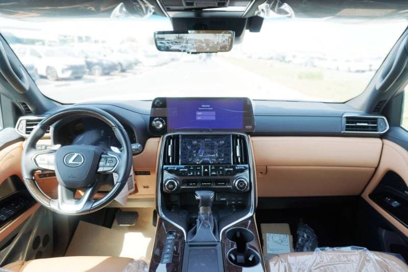 2026 Lexus LX600 SIGNATURE thumbnail 6