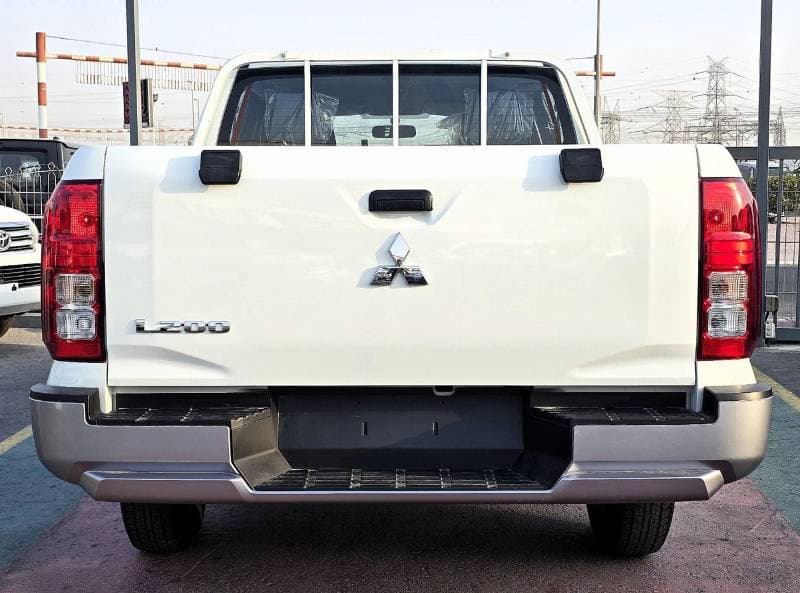 2026 Mitsubishi L200 Mitsubishi L200 Pick Up M_Line thumbnail 7