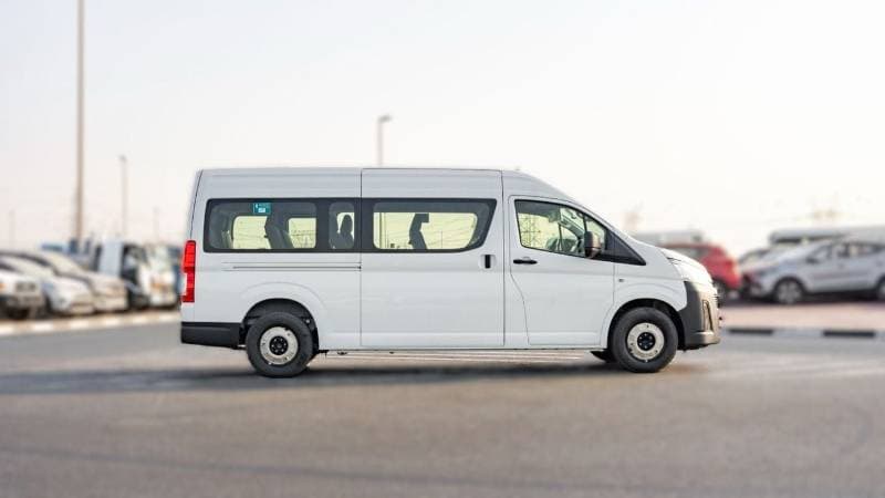 2026 Toyota Hiace DX thumbnail 4