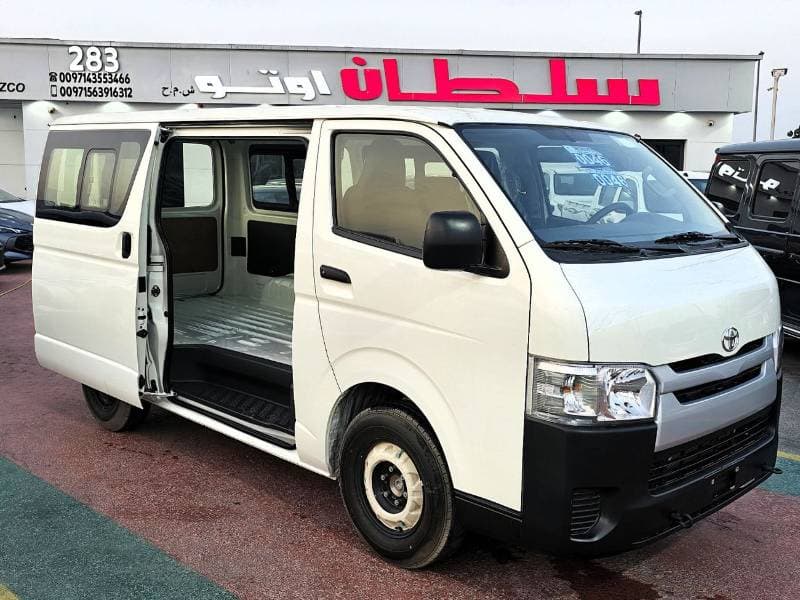 2026 Toyota Hiace thumbnail 4