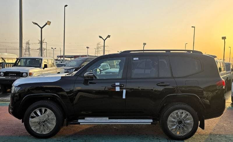2026 Toyota Land Cruiser GXR thumbnail 5