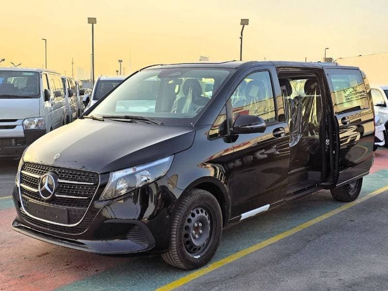 2025 Mercedes Benz V300 STANDARD thumbnail 2
