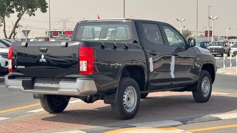 2026 Mitsubishi L200 GL thumbnail 8