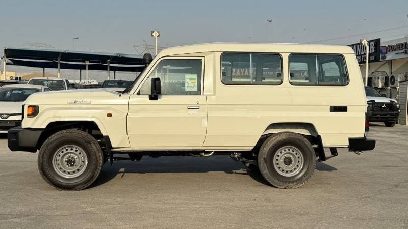 2026 Toyota Land Cruiser 70 LC 78 HARDTOP 4.0L MT thumbnail 2