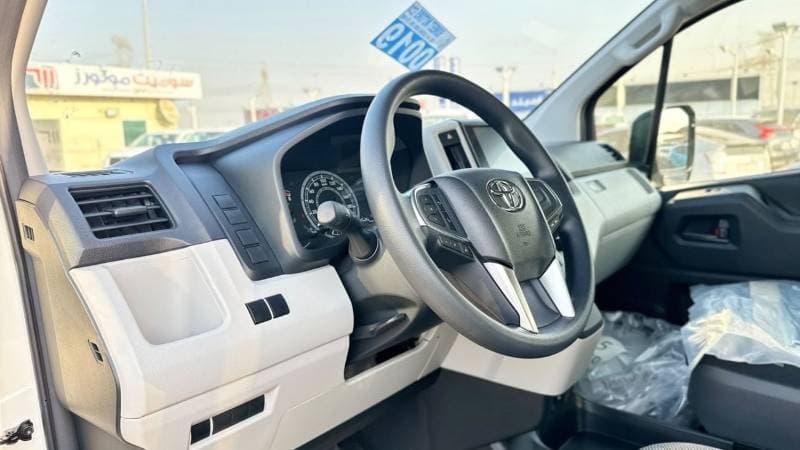 2026 Toyota Hiace DX 3.5 L , PETROL , AUTOMATIC, 13 SEATER,HIGH ROOF thumbnail 6
