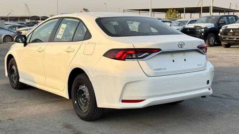 2026 Toyota Corolla XLI thumbnail 4