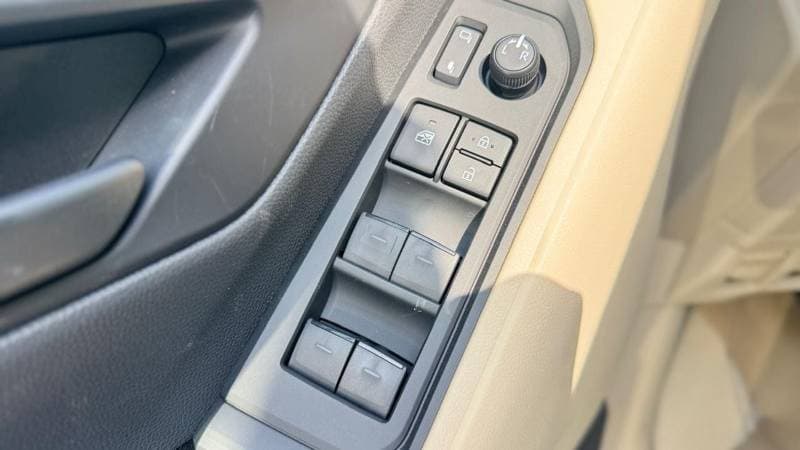 2026 Toyota Land Cruiser GXR thumbnail 6
