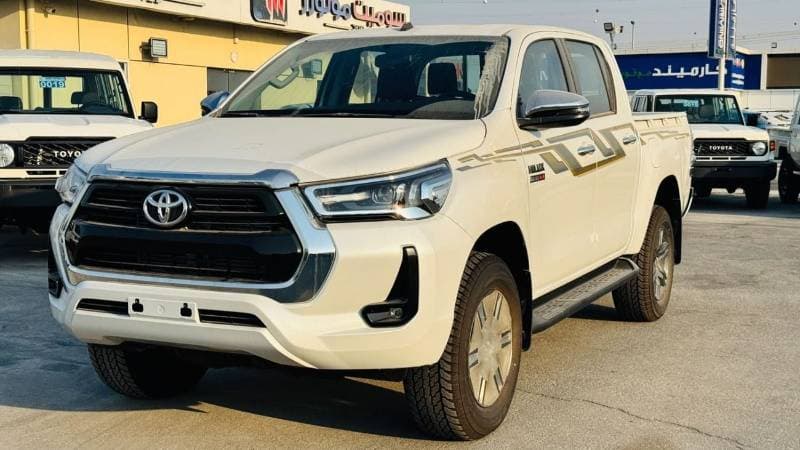 2026 Toyota Hilux SR5