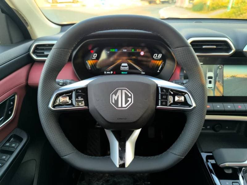 2025 MG ZS LUX thumbnail 8