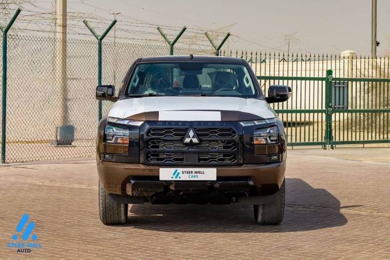 2027 Mitsubishi L200 SPORTERO thumbnail 2