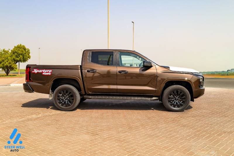 2027 Mitsubishi L200 SPORTERO thumbnail 6