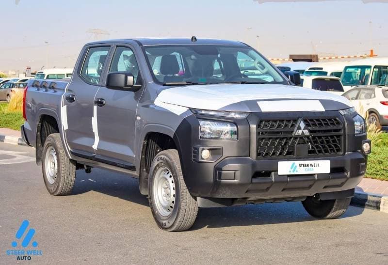 2027 Mitsubishi L200 GL thumbnail 3