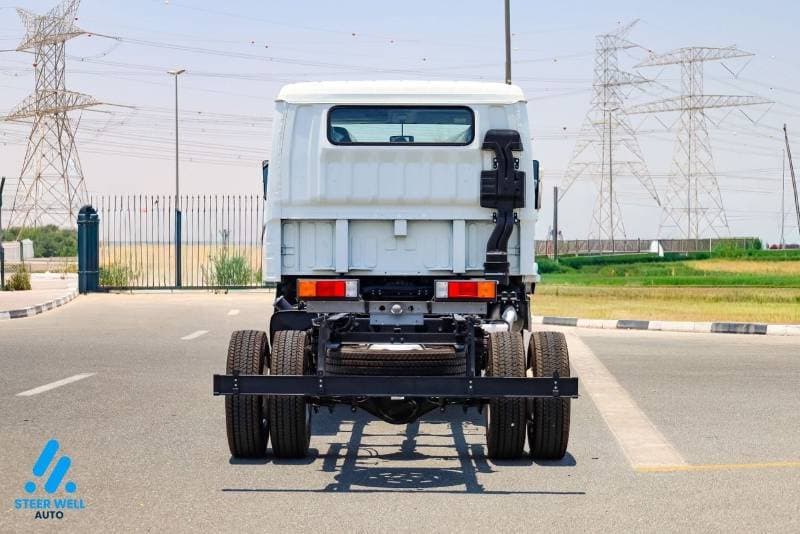 2026 Mitsubishi Canter thumbnail 6