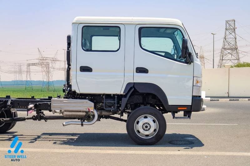 2026 Mitsubishi Canter thumbnail 8