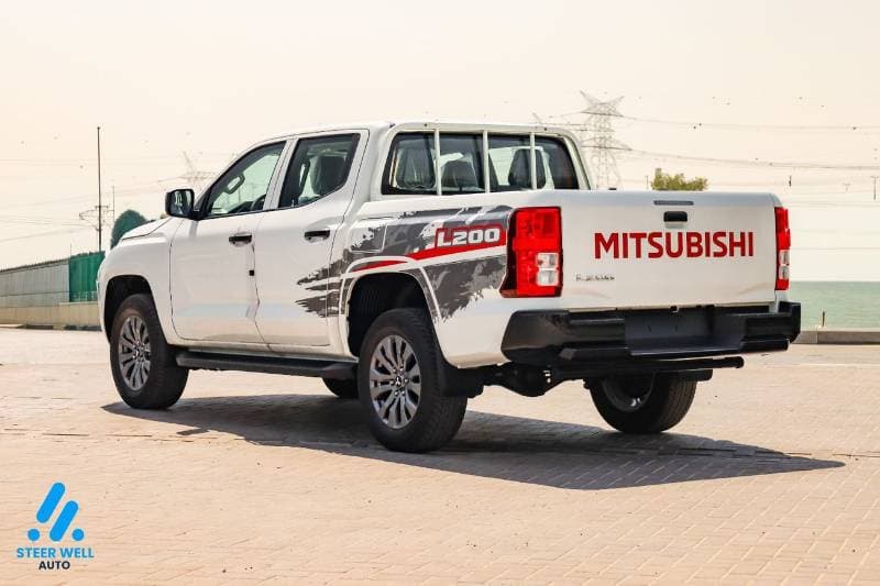 2027 Mitsubishi L200 GLS PLUS thumbnail 6