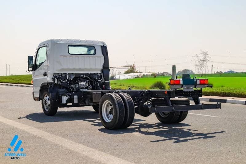 2026 Mitsubishi Canter STANDARD thumbnail 5