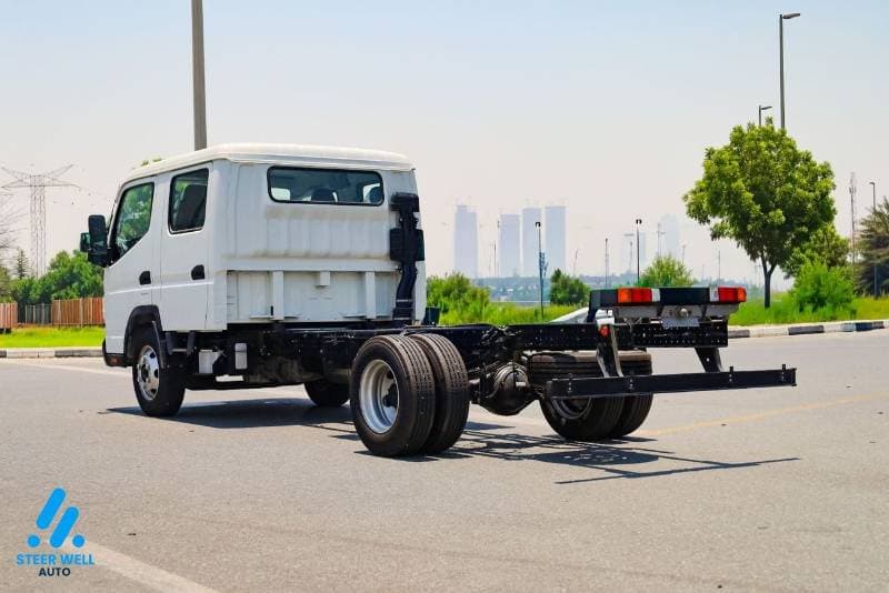 2026 Hino 300 thumbnail 6