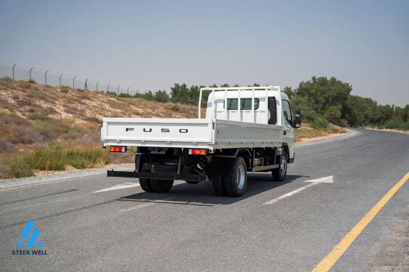 2026 Mitsubishi Canter STANDARD thumbnail 8