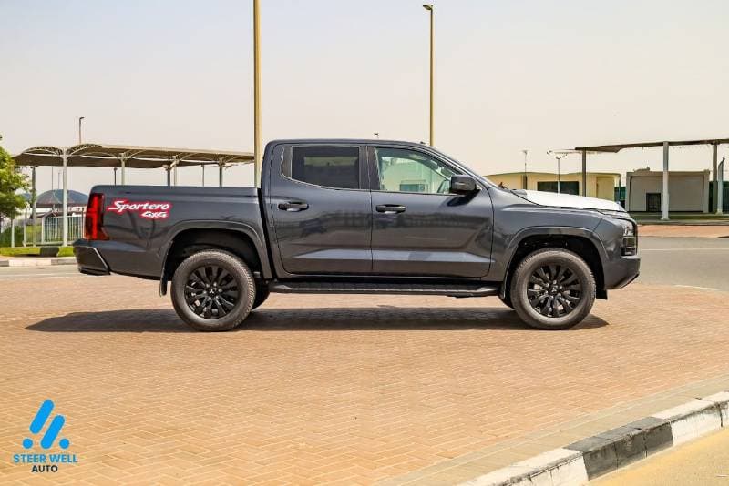2027 Mitsubishi L200 Sportero thumbnail 7