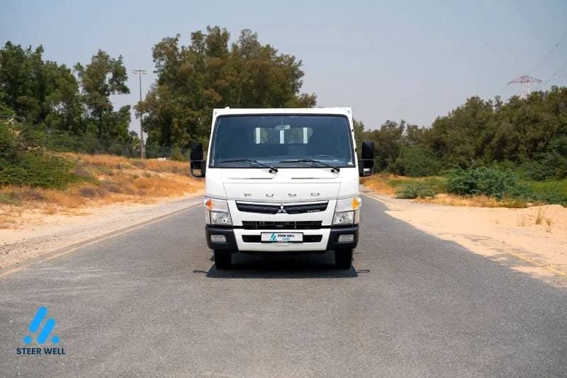 2022 Mitsubishi Fuso Canter STD thumbnail 2