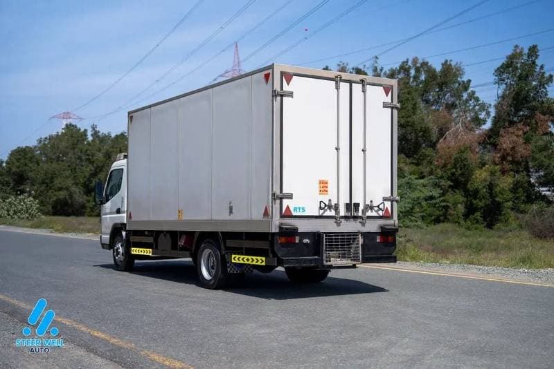 2021 Mitsubishi Fuso Canter STD thumbnail 6
