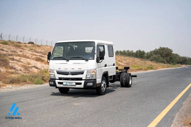 2024 Mitsubishi Fuso Canter STD thumbnail 2