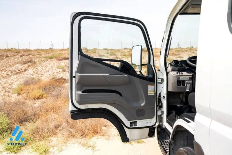 2024 Mitsubishi Fuso Canter STD thumbnail 8