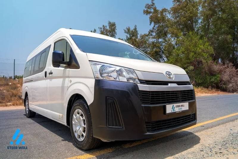 2020 Toyota Hiace GL thumbnail 4