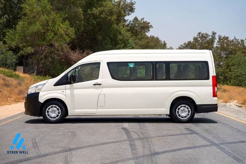 2020 Toyota Hiace GL thumbnail 6