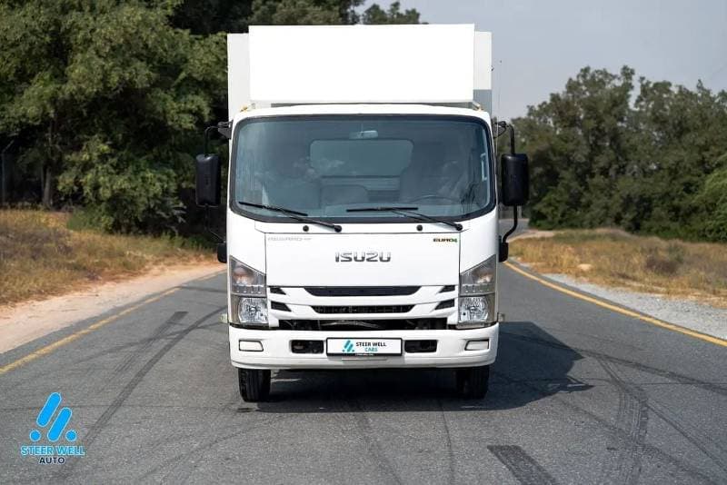 2020 Isuzu NPR 85 thumbnail 2