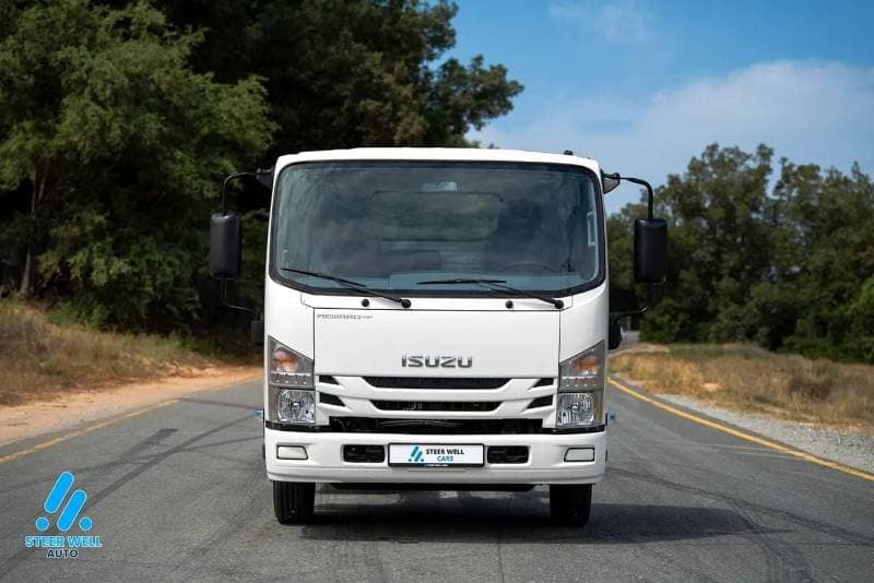 2025 Isuzu NPR 85 thumbnail 2