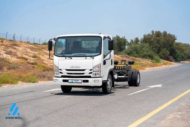 2025 Isuzu NPR NP
