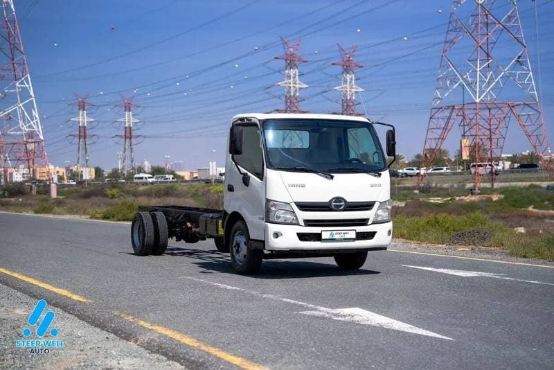 2020 Hino 300 STANDARD