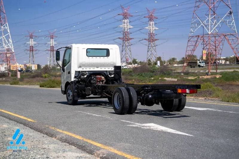 2020 Hino 300 STANDARD thumbnail 6